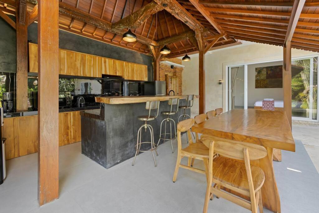 New 4 Bedroom Villa Surrounded By Jungle And Ricefields Ubud Zewnętrze zdjęcie