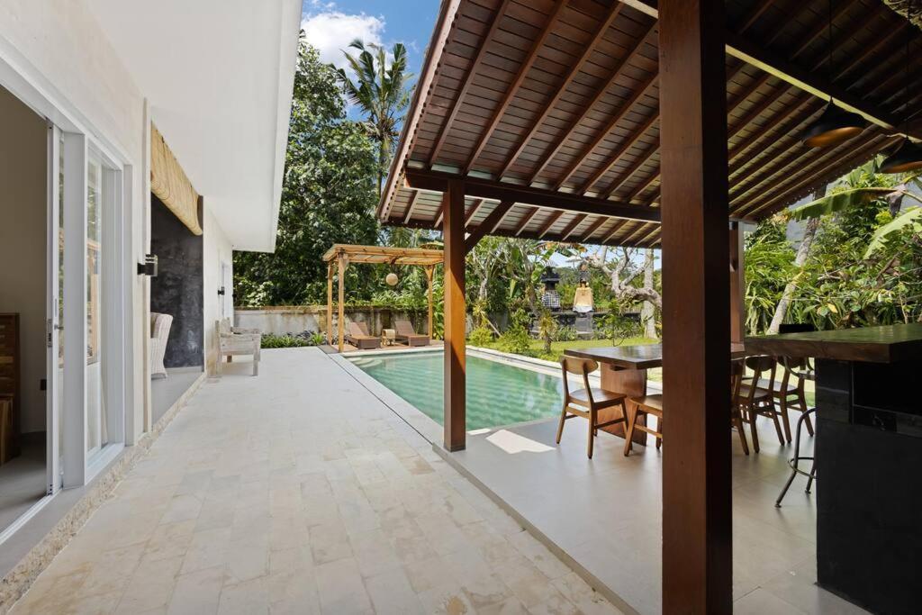 New 4 Bedroom Villa Surrounded By Jungle And Ricefields Ubud Zewnętrze zdjęcie
